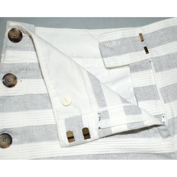 Ann Taylor Loft Ladies White & Gray Striped Short Shorts Size 10 Buttons Cotton - Picture 4 of 9